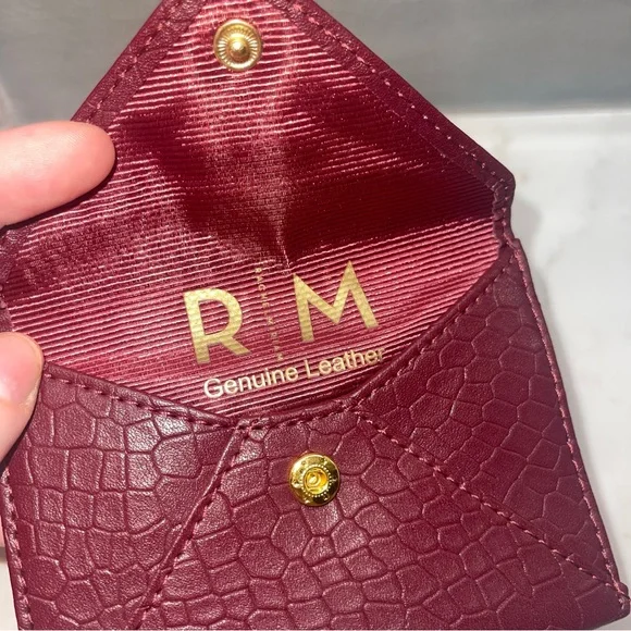 NWOT Rachel Miriam burgundy snakeskin genuine leather card holder - Picture 7 of 14